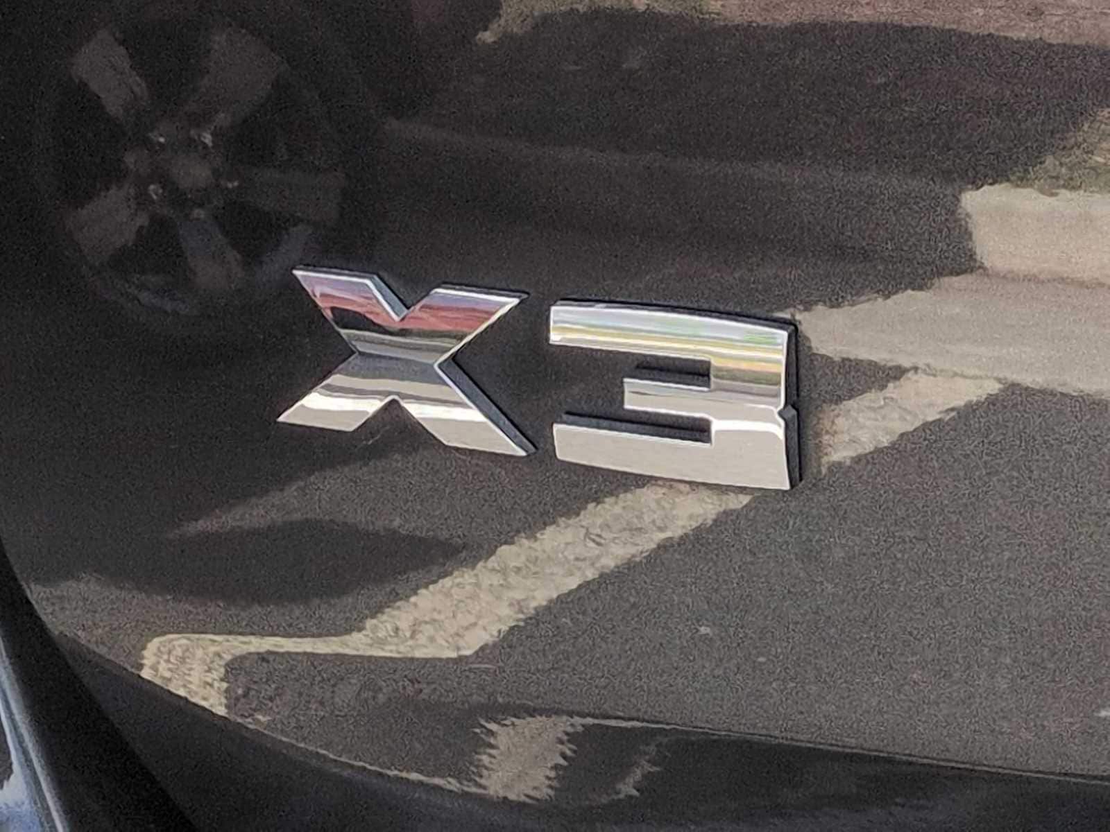 Thumbnail: 2023 BMW X3 - 12