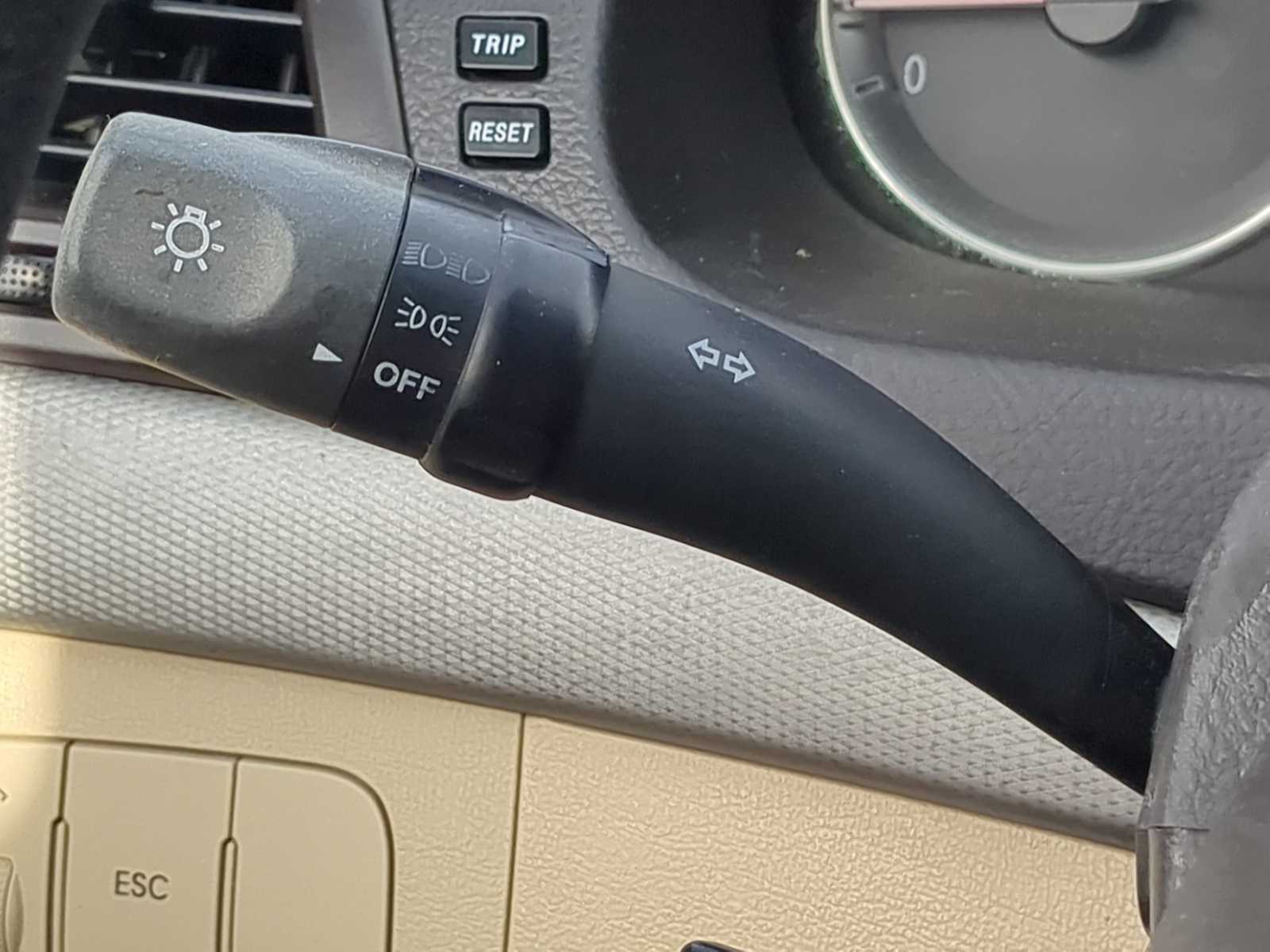 Thumbnail: 2010 Hyundai Sonata - 27