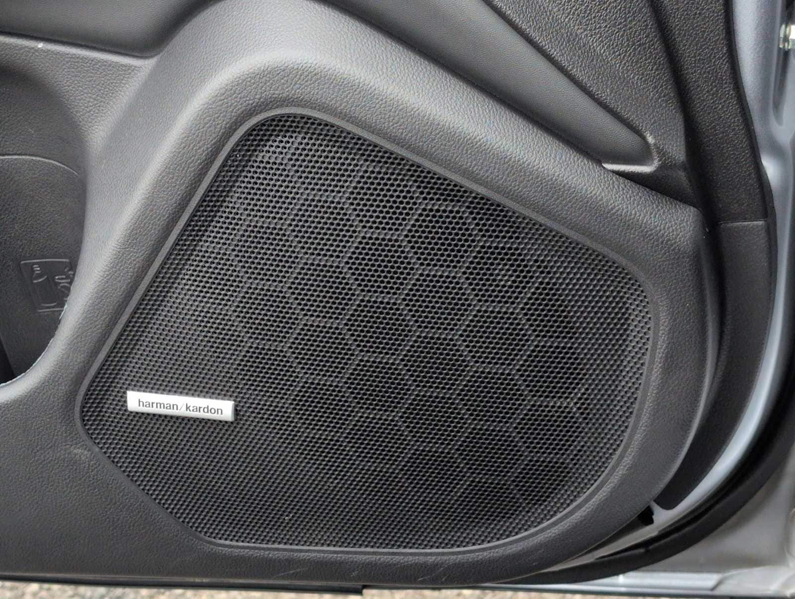 Thumbnail: 2018 Subaru Outback - 30