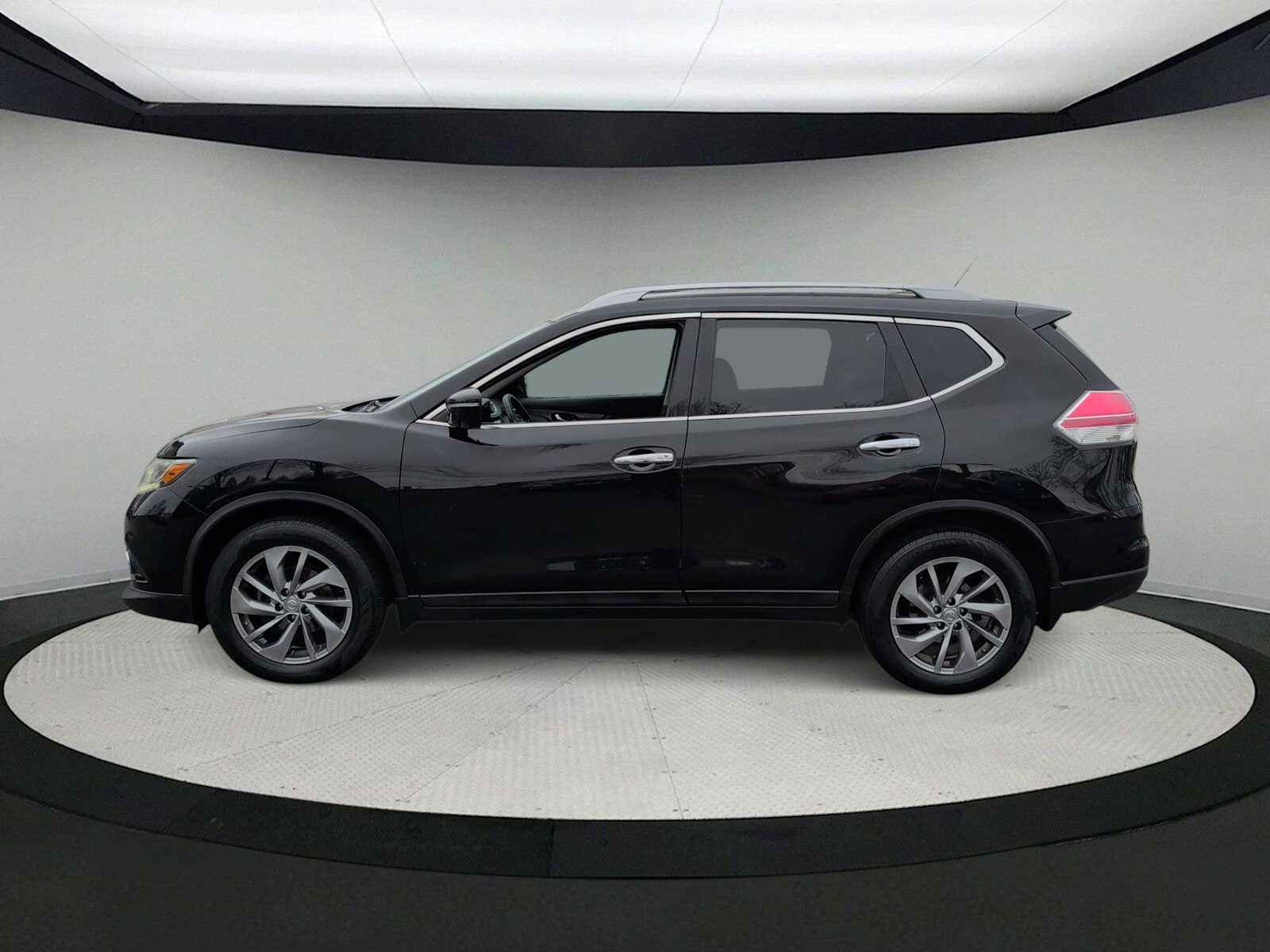 Thumbnail: 2015 Nissan Rogue - 5
