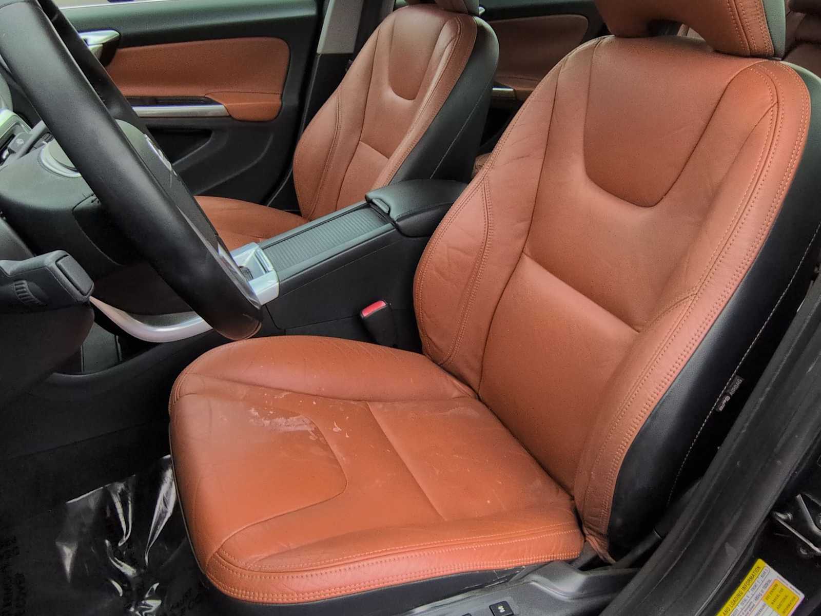 Thumbnail: 2013 Volvo S60 - 16