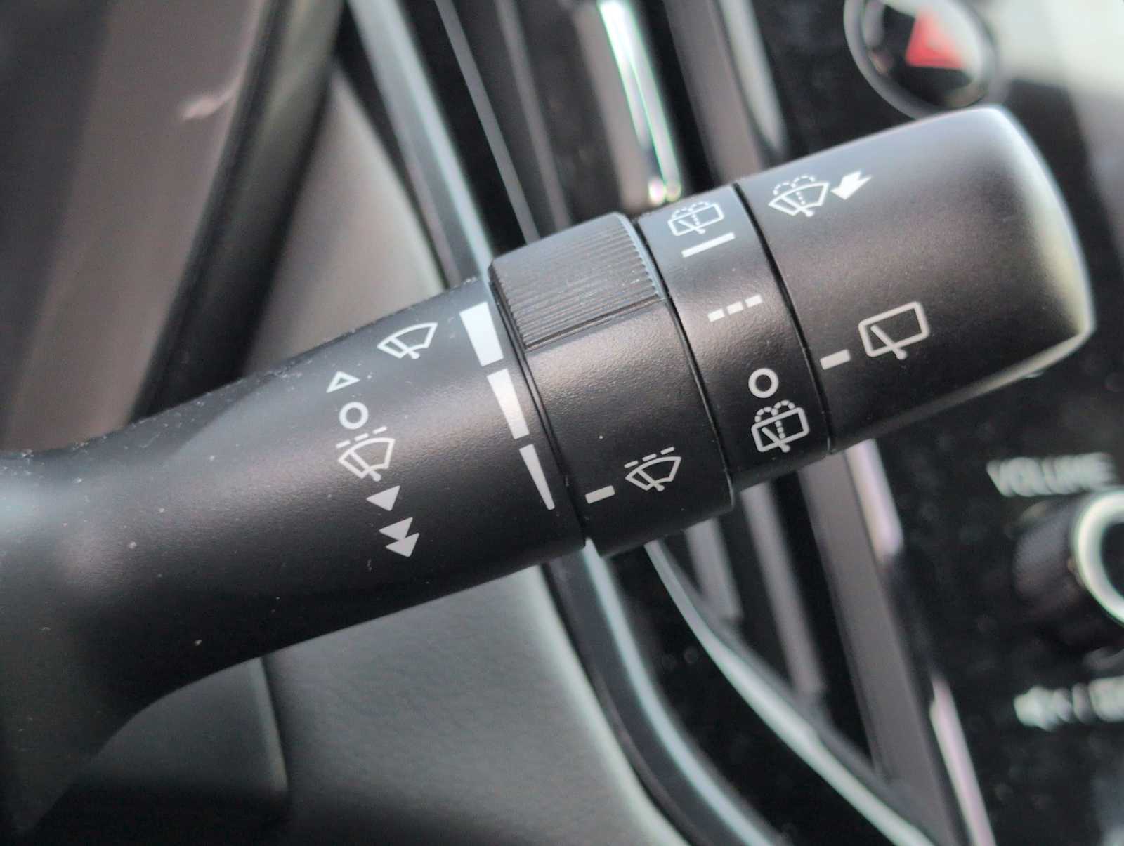 Thumbnail: 2025 Subaru Outback - 25