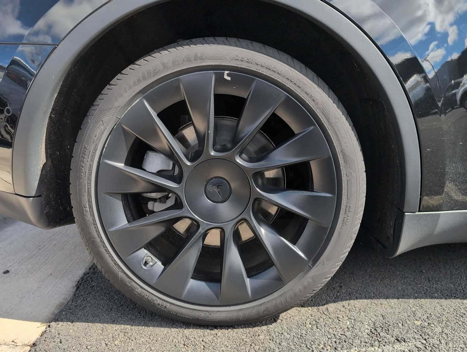 Thumbnail: 2021 Tesla Model Y - 13