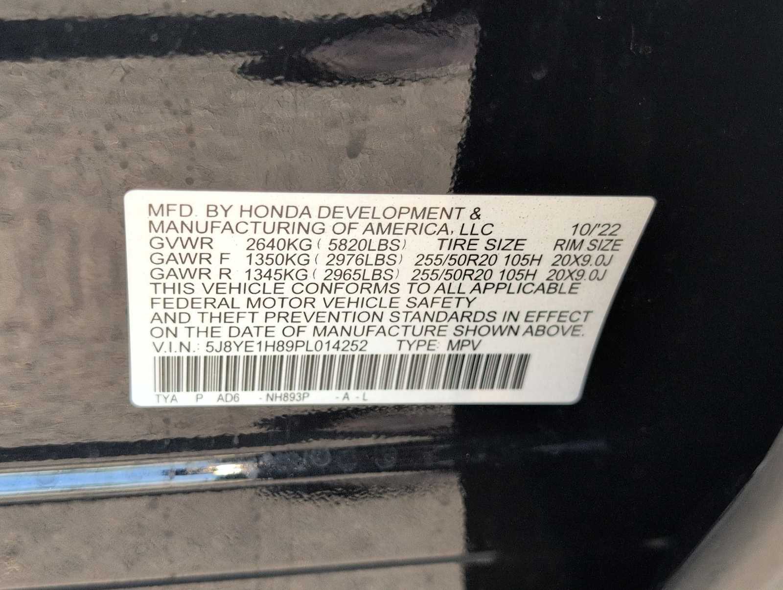 Thumbnail: 2023 Acura MDX - 36