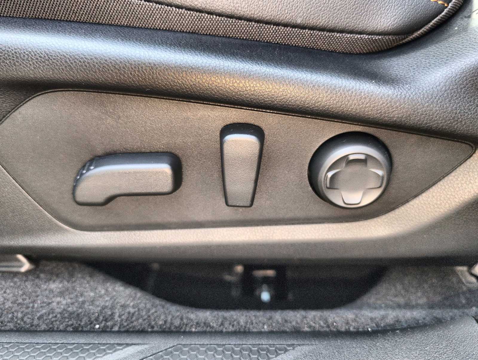 Thumbnail: 2026 Subaru Outback - 16