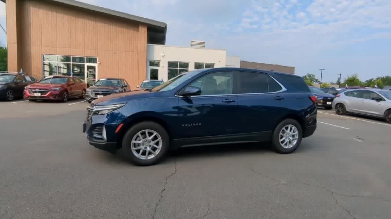 2022 Chevrolet Equinox LT photo 4
