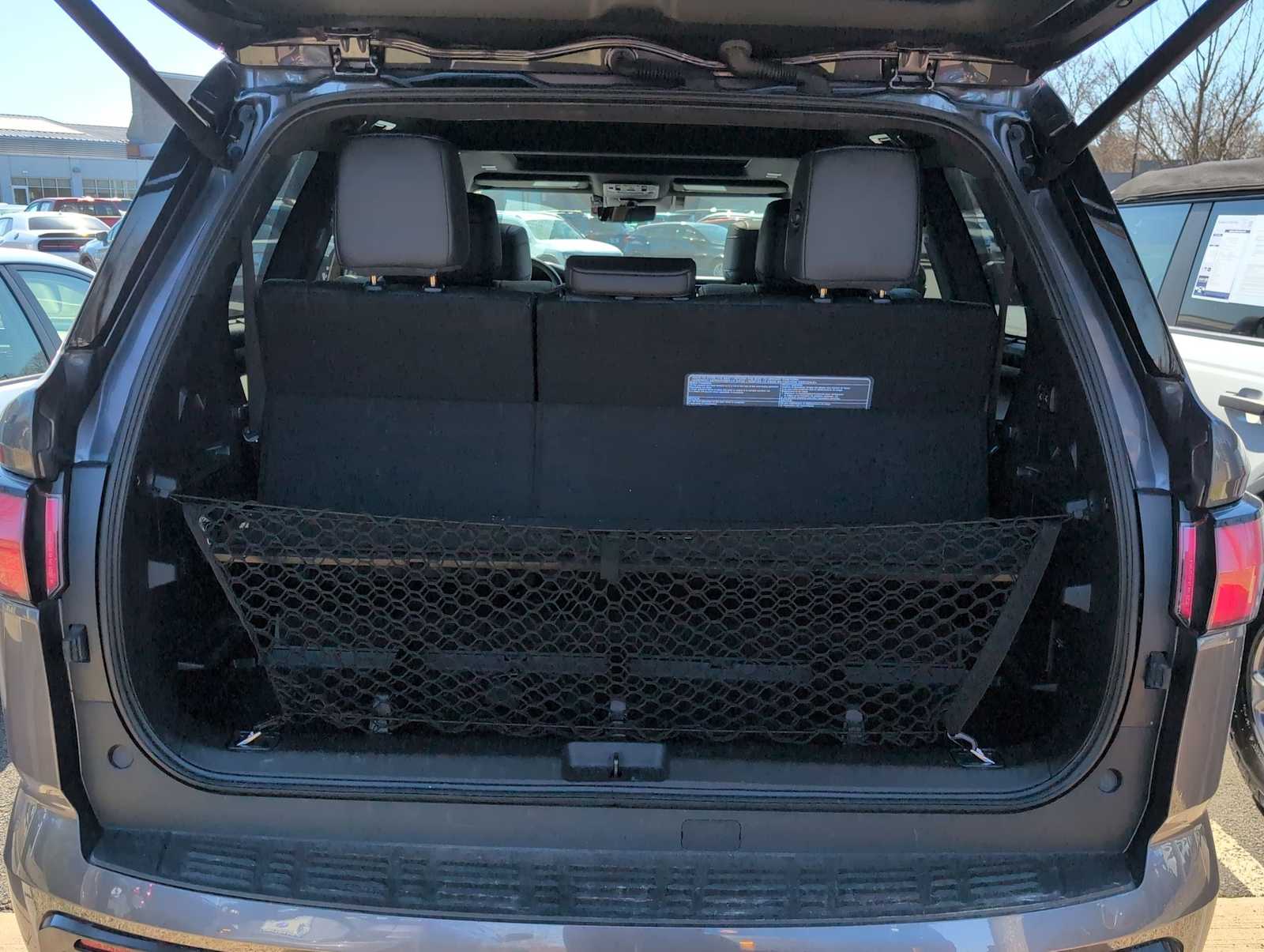 Thumbnail: 2023 Toyota Sequoia - 31