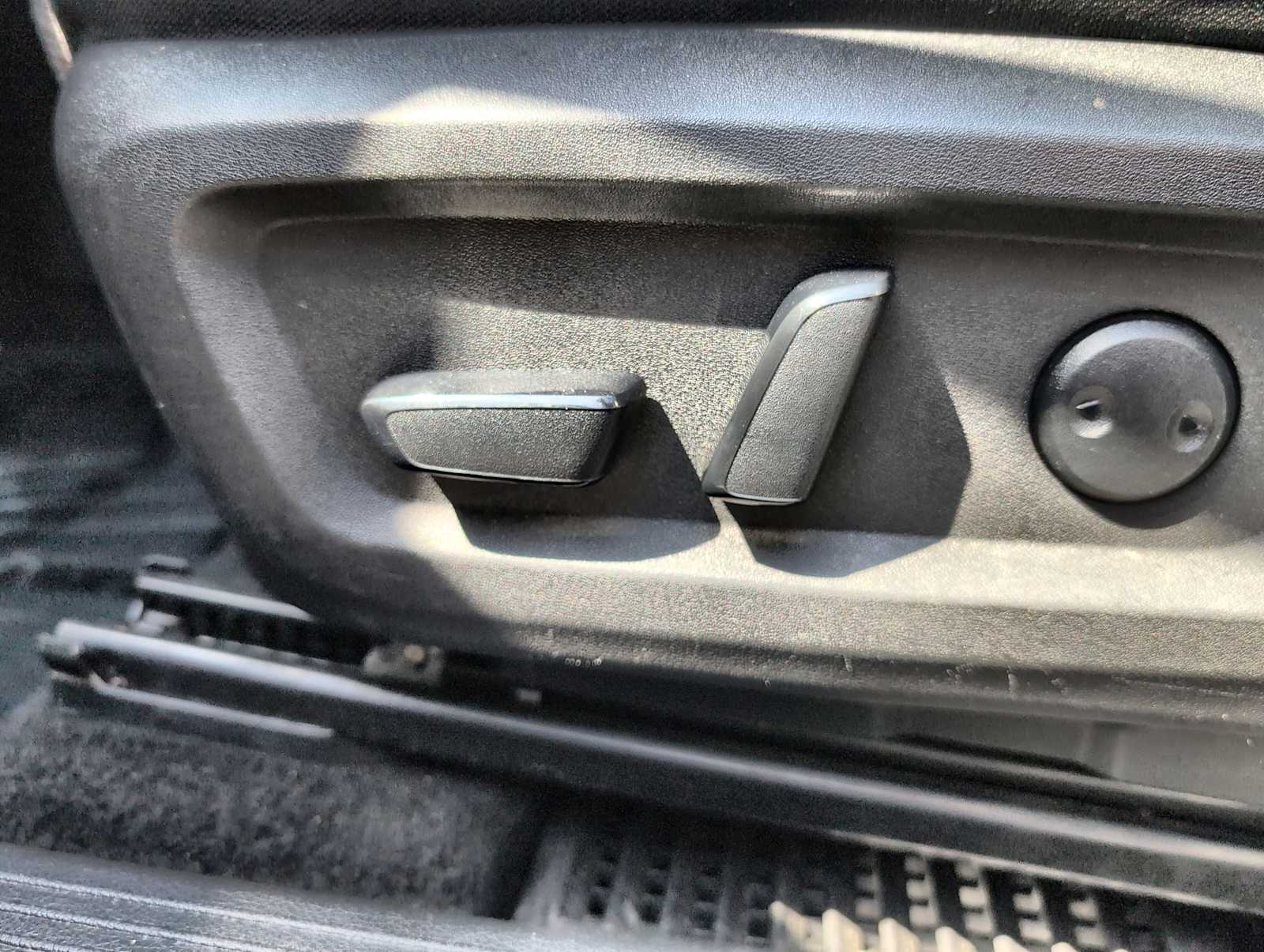 Thumbnail: 2023 Nissan Rogue - 17