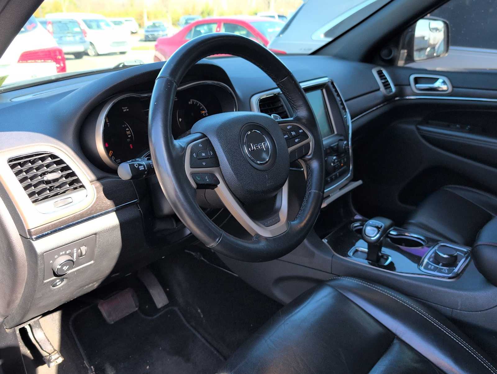 Thumbnail: 2015 Jeep Grand Cherokee - 10