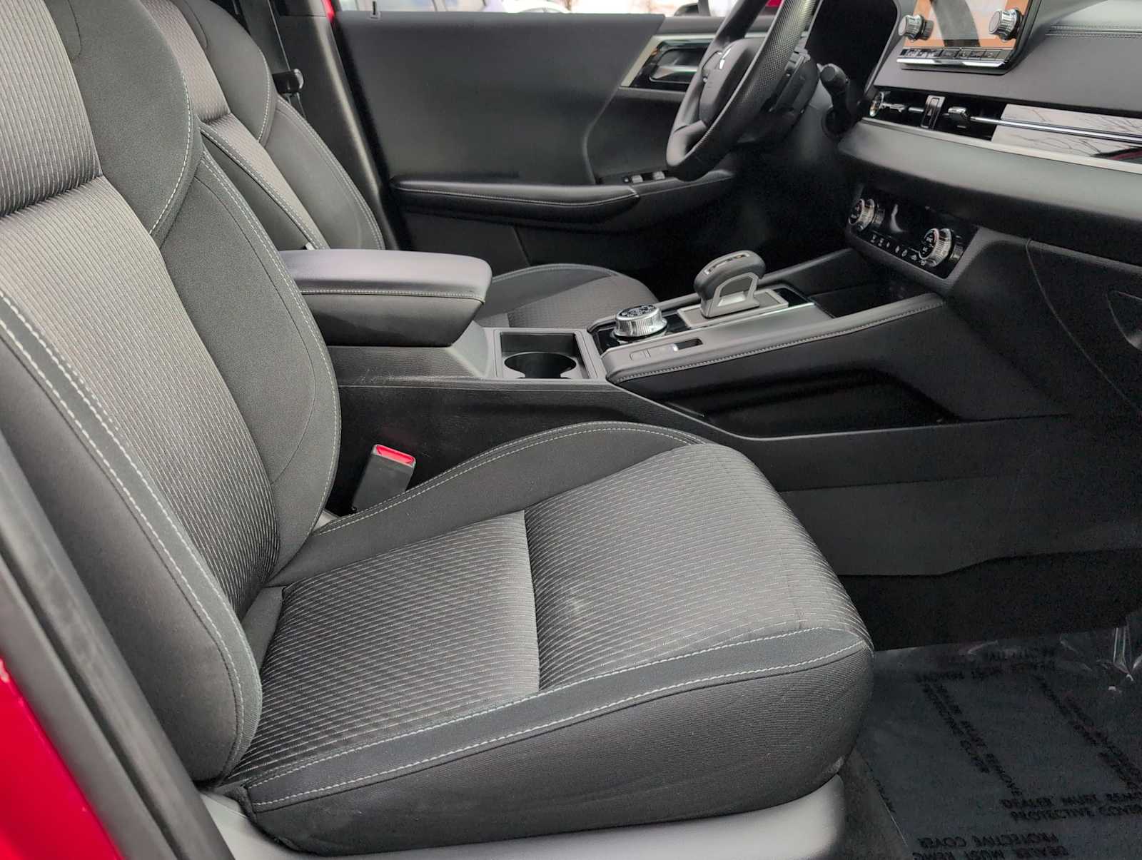 Thumbnail: 2022 Mitsubishi Outlander - 21