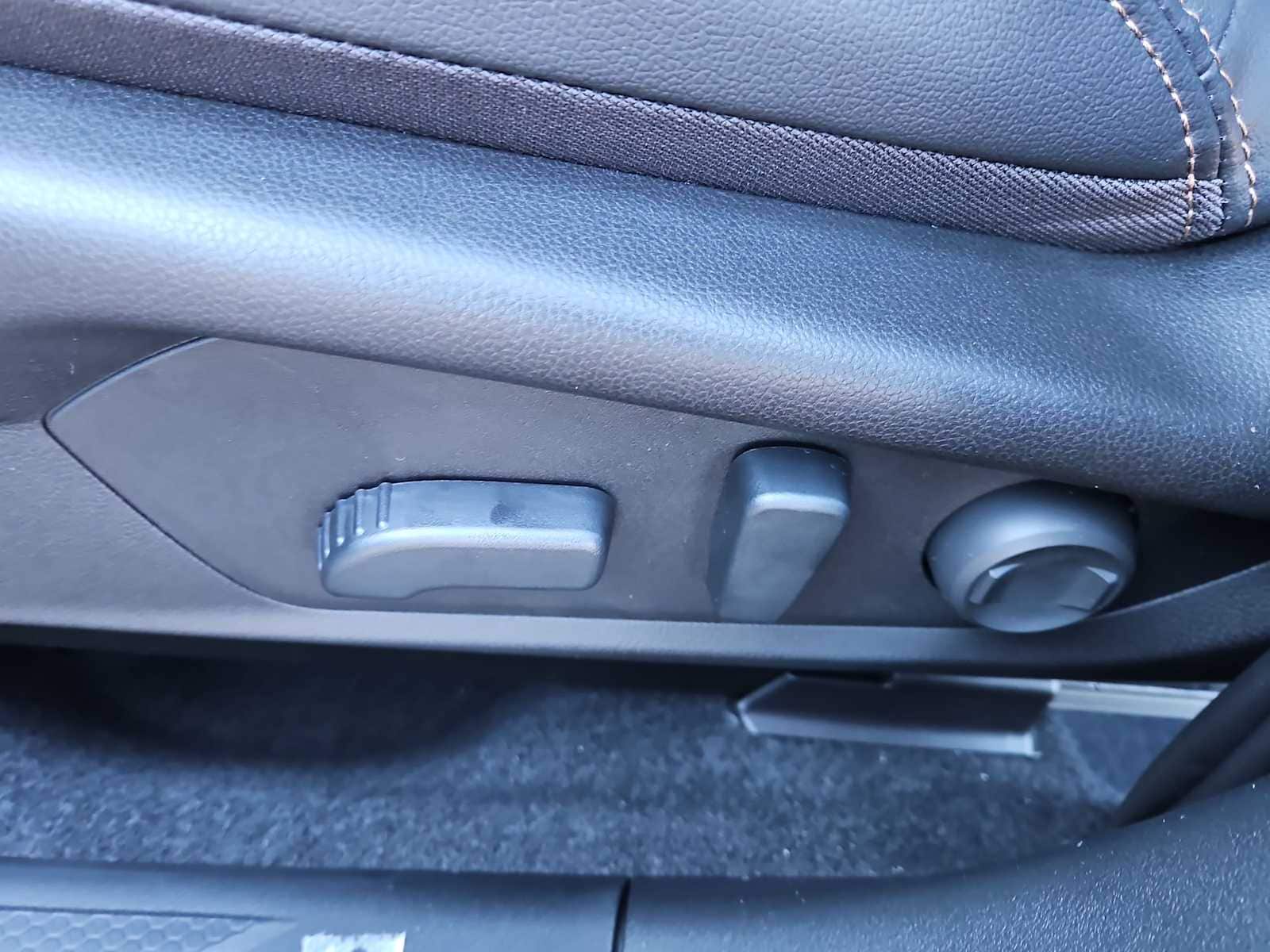 Thumbnail: 2026 Subaru Outback - 17