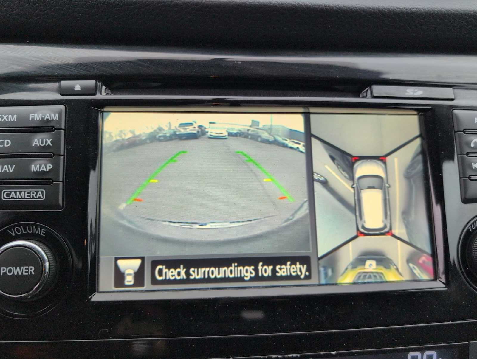 Thumbnail: 2015 Nissan Rogue - 30