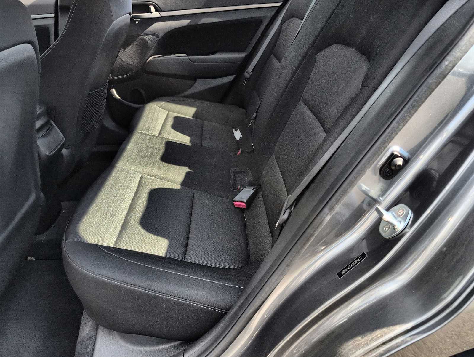 Thumbnail: 2018 Hyundai Elantra - 18