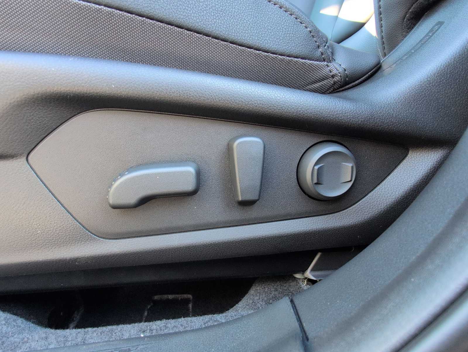 Thumbnail: 2026 Subaru Outback - 18