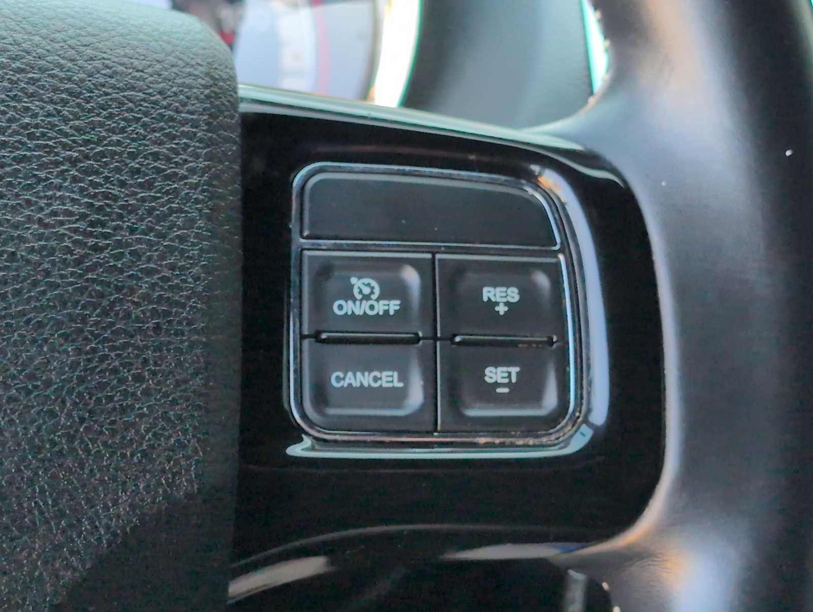 Thumbnail: 2015 Dodge Grand Caravan - 22