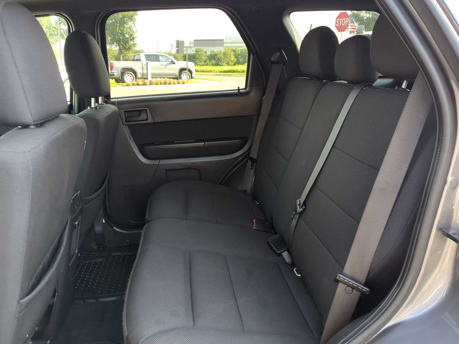 Thumbnail: 2010 Ford Escape - 20