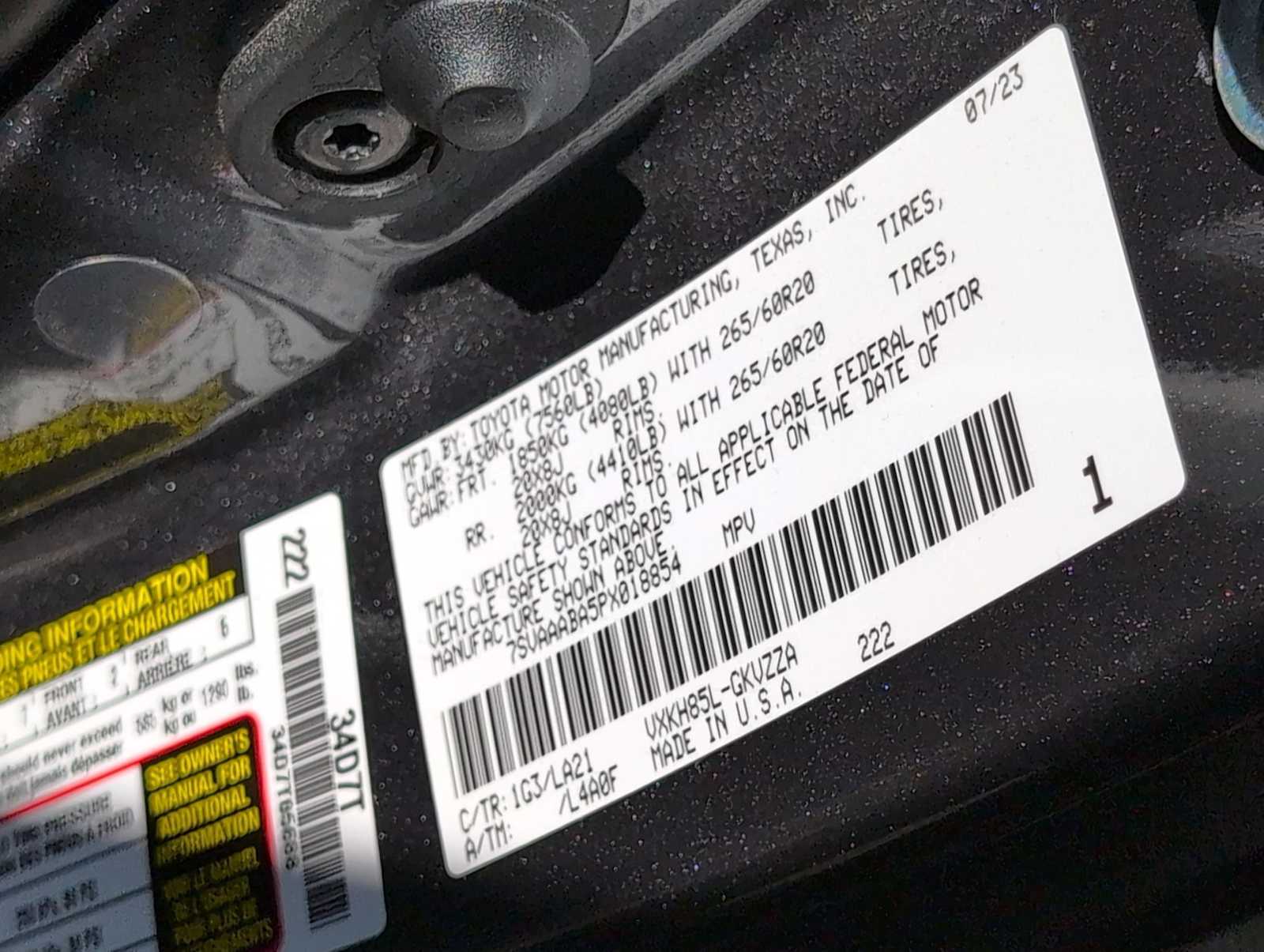 Thumbnail: 2023 Toyota Sequoia - 33