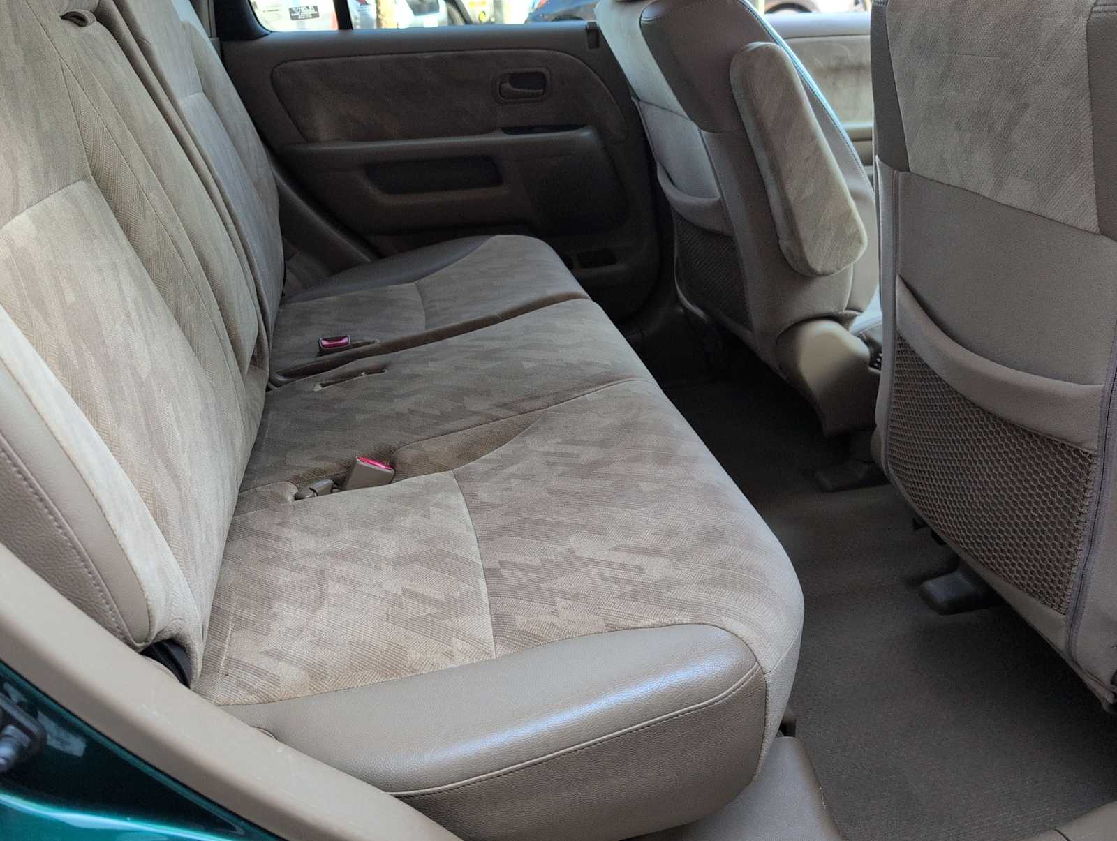 Thumbnail: 2004 Honda CR-V - 21