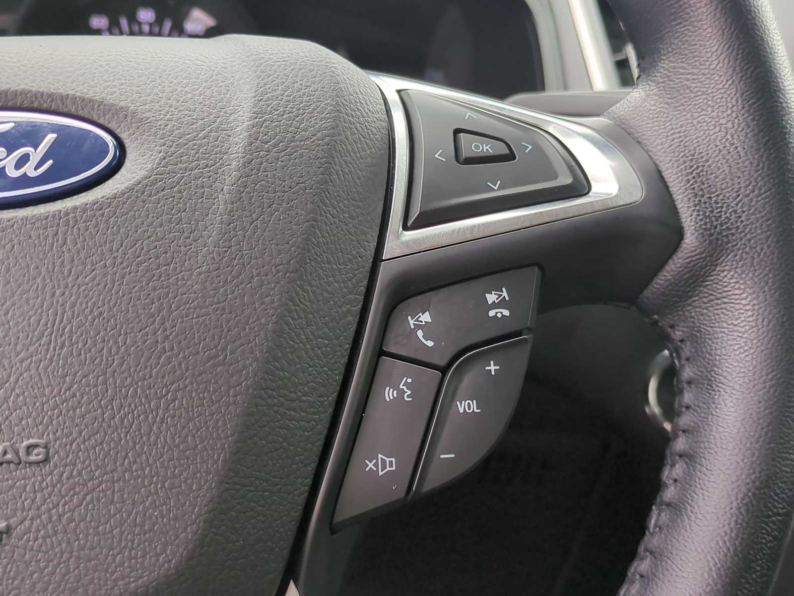 Thumbnail: 2023 Ford Edge - 24