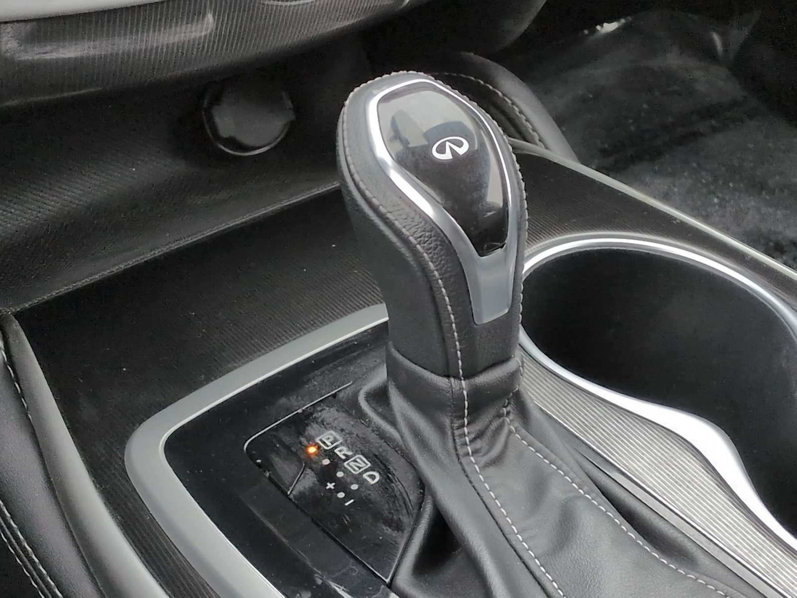 Thumbnail: 2017 INFINITI QX60 - 34