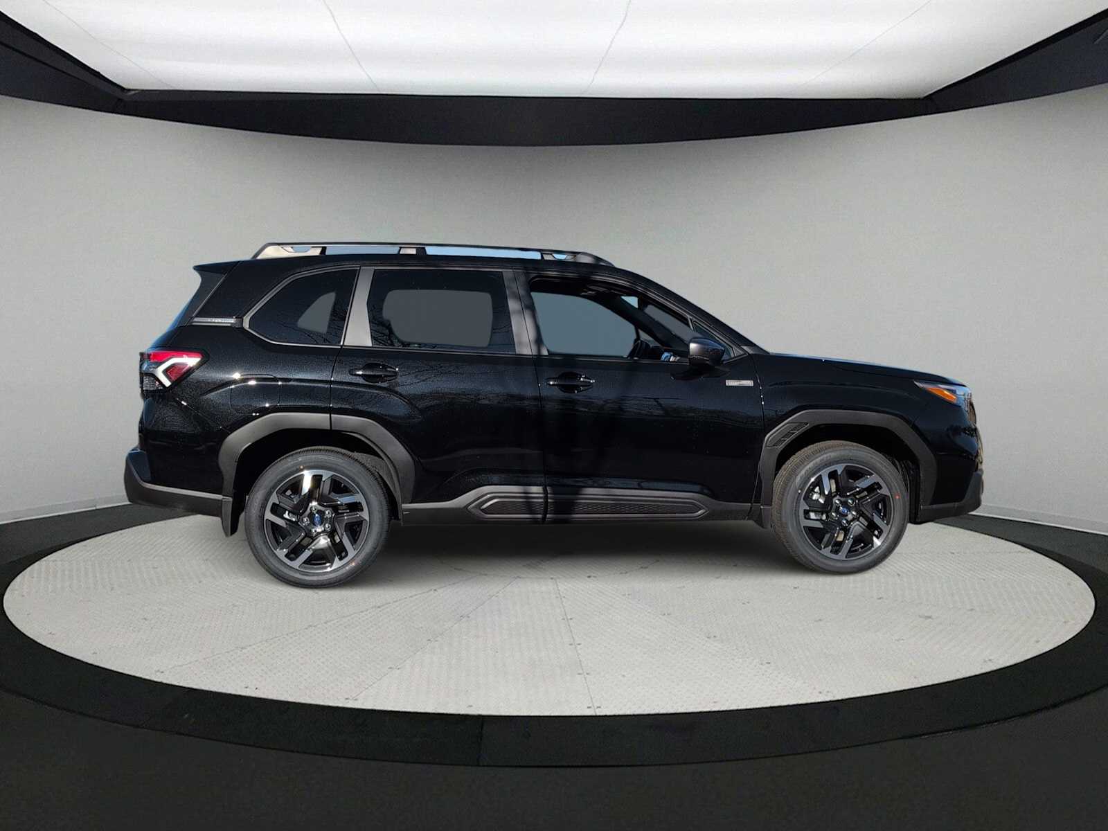 Thumbnail: 2025 Subaru Forester - 9