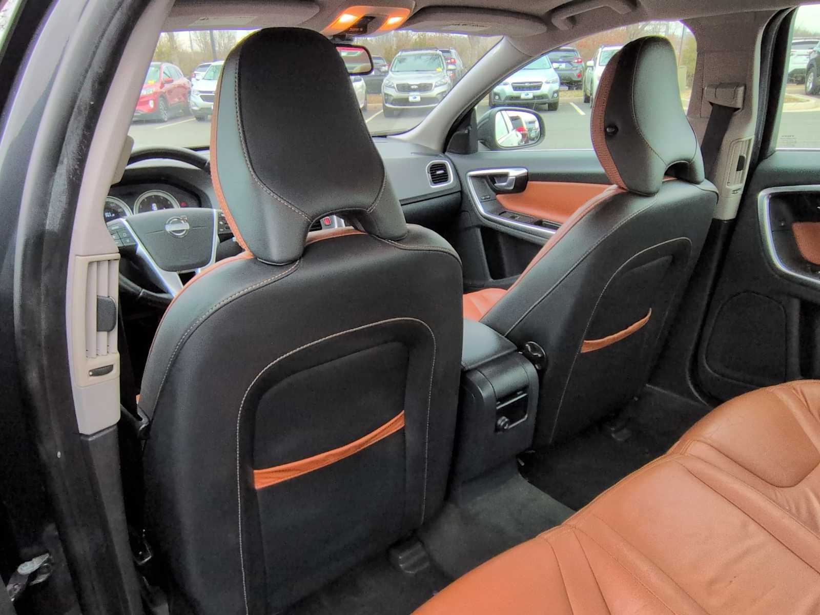 Thumbnail: 2013 Volvo S60 - 18