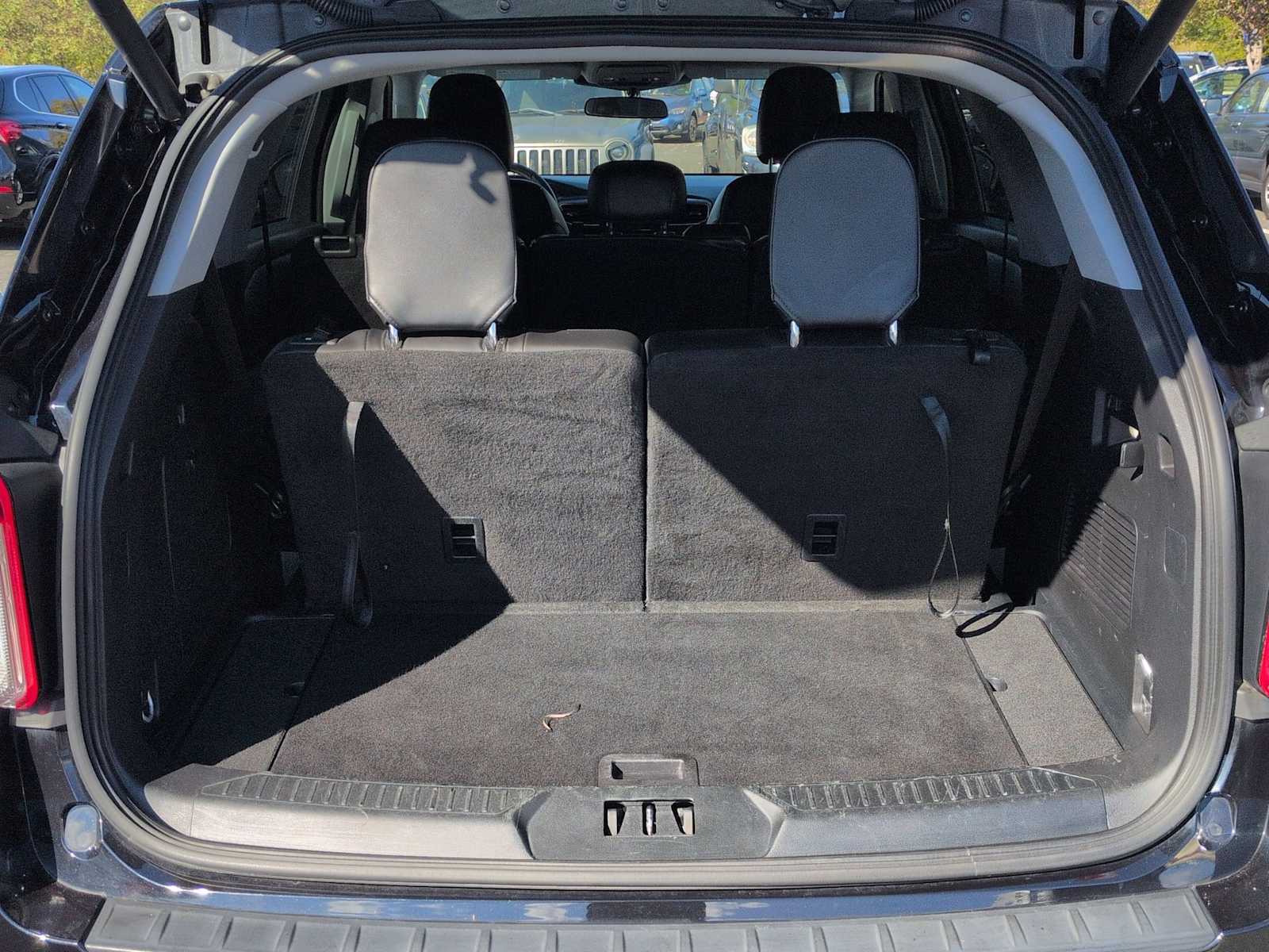 Thumbnail: 2023 Ford Explorer - 34