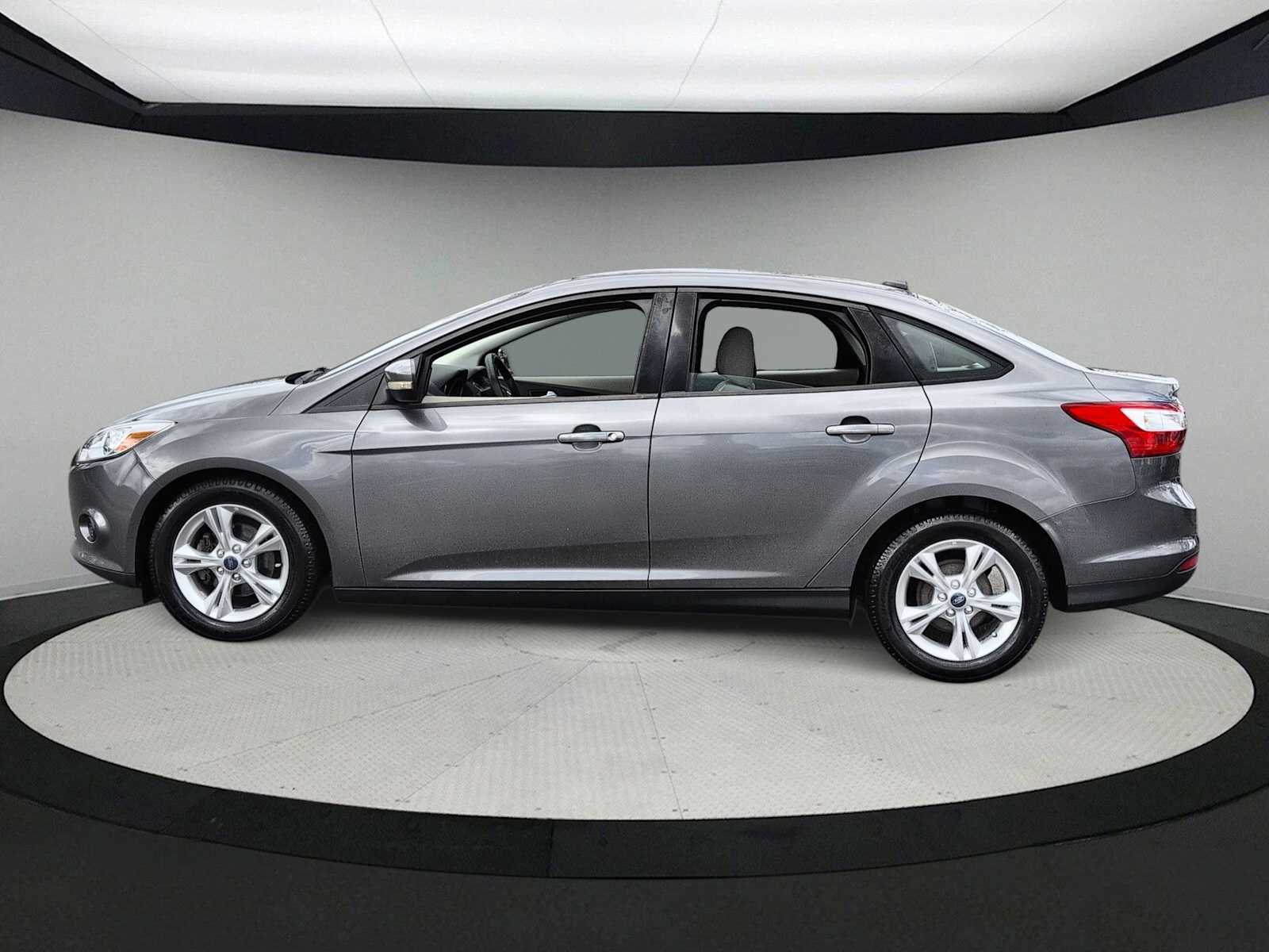 Thumbnail: 2013 Ford Focus - 5