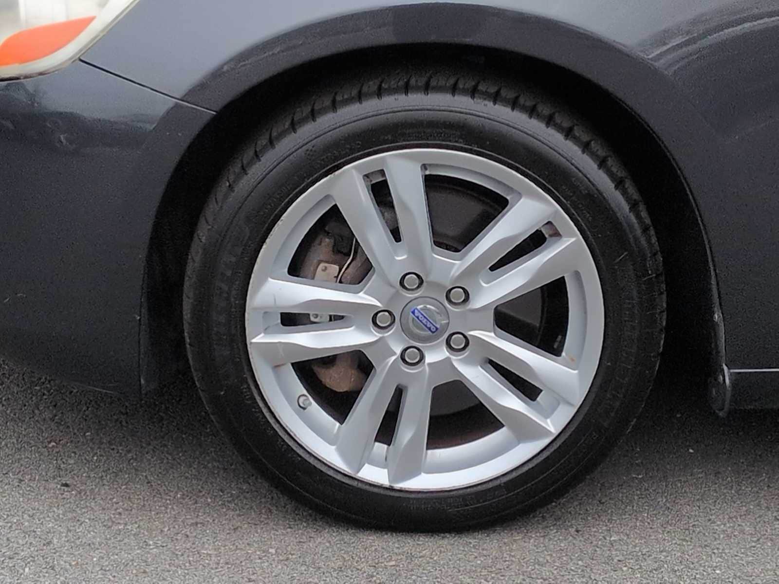 Thumbnail: 2013 Volvo S60 - 13