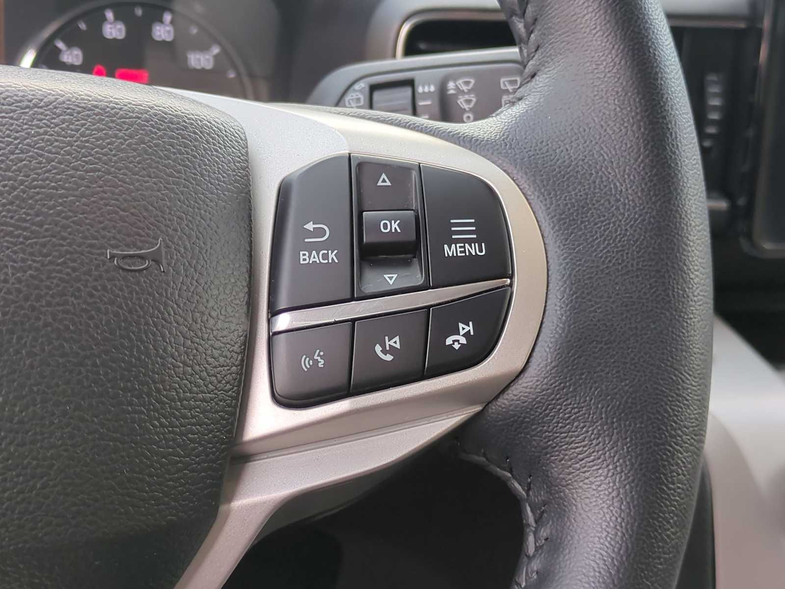 Thumbnail: 2023 Ford Explorer - 25