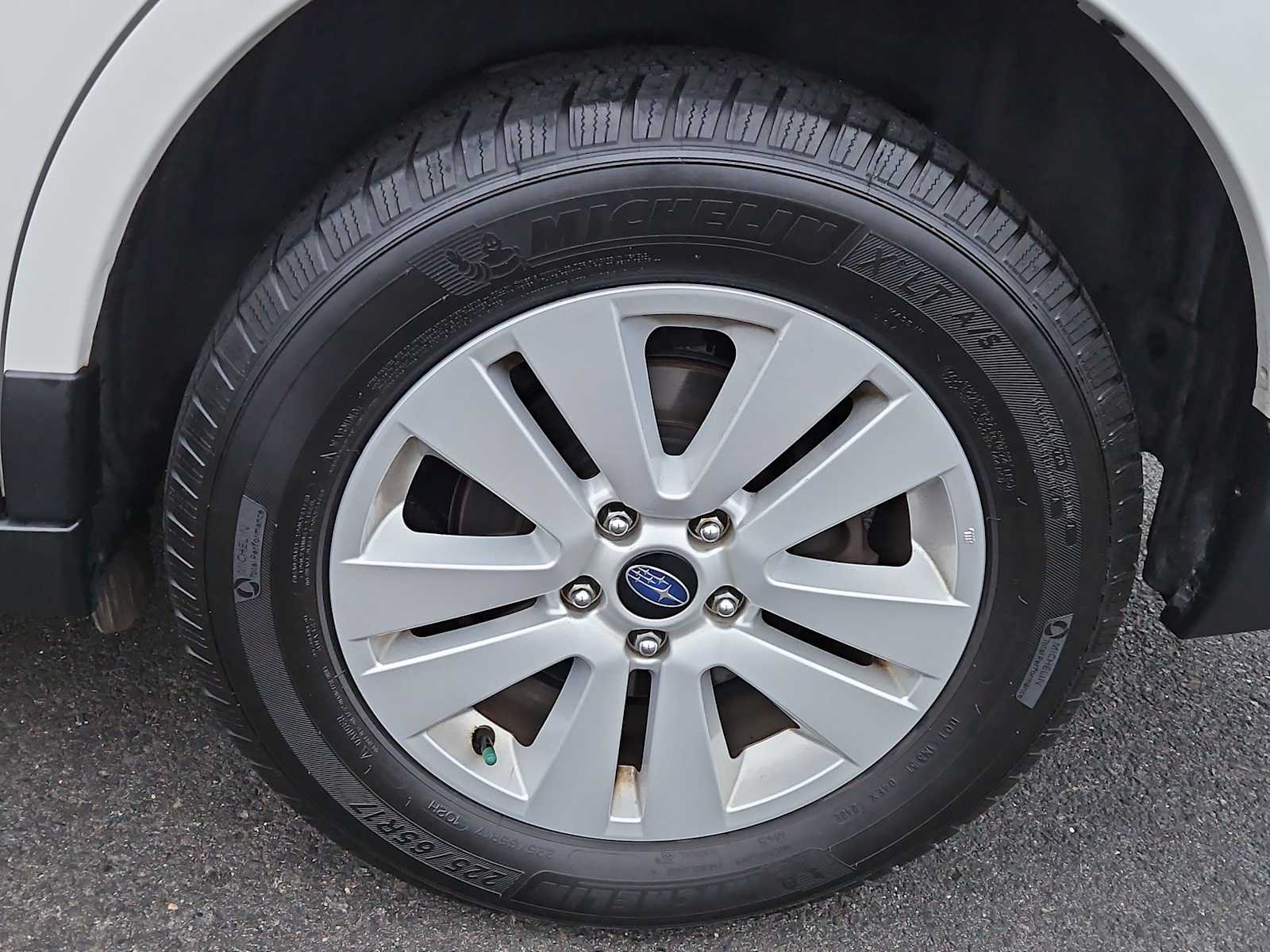 Thumbnail: 2019 Subaru Outback - 14