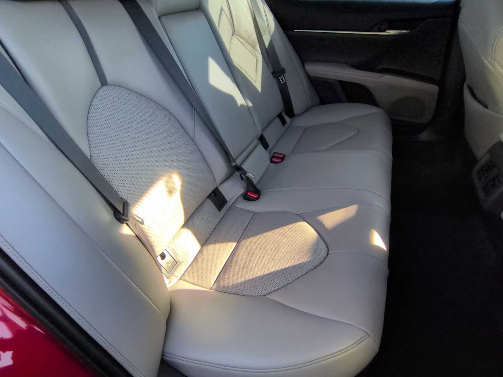 Thumbnail: 2022 Toyota Camry - 20