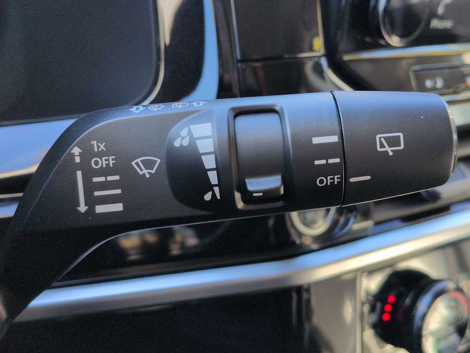 Thumbnail: 2022 Nissan Pathfinder - 26