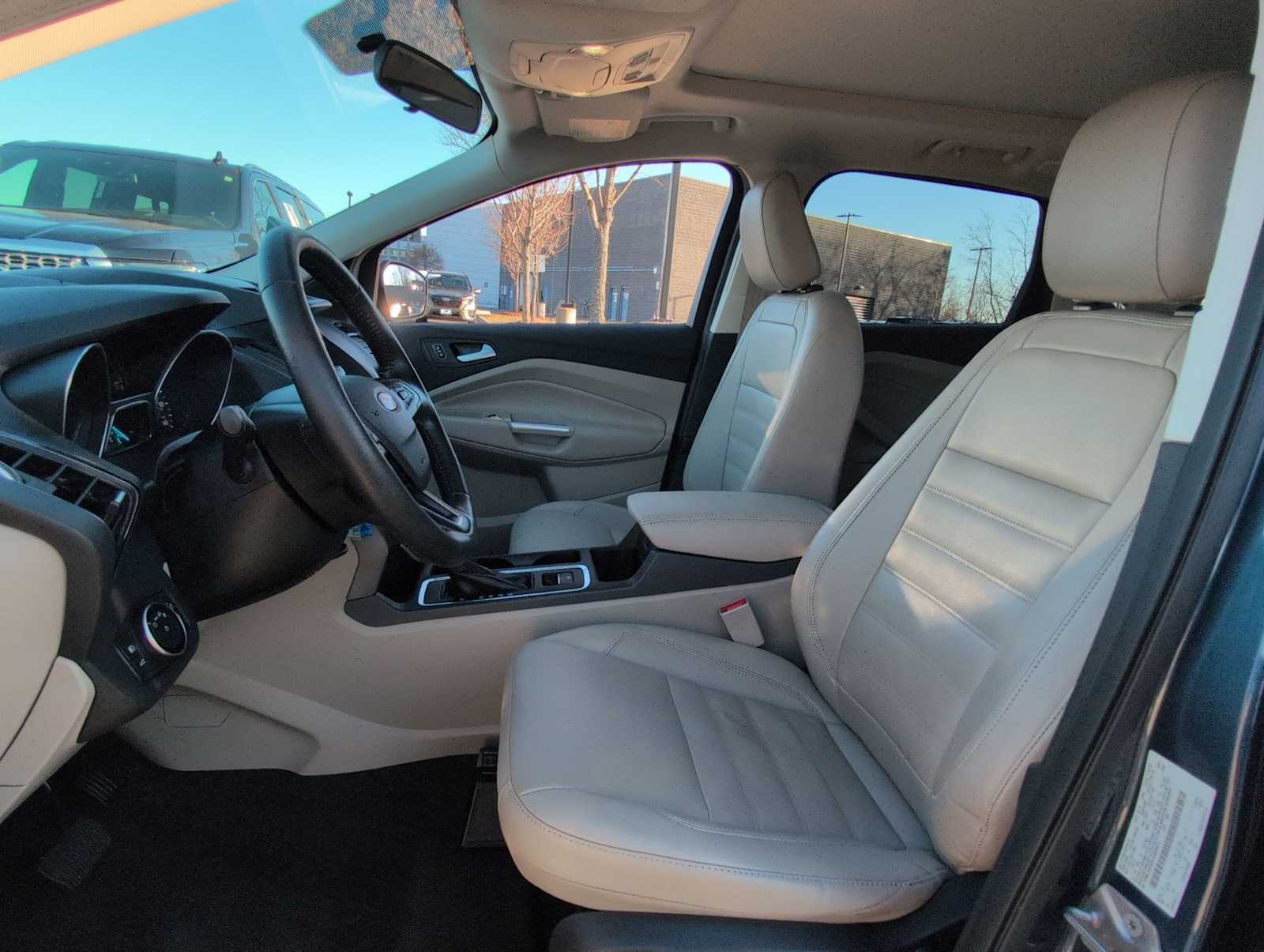 Thumbnail: 2018 Ford Escape - 17