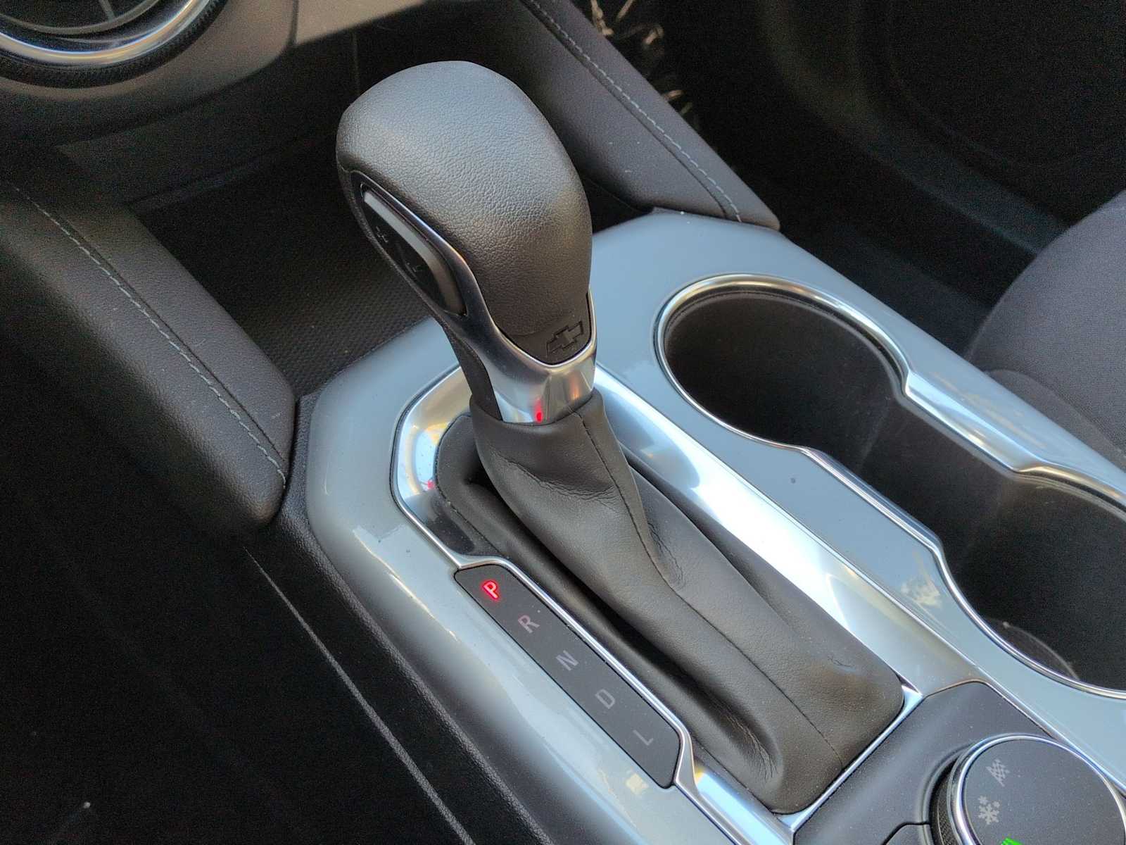 Thumbnail: 2022 Chevrolet Blazer - 32