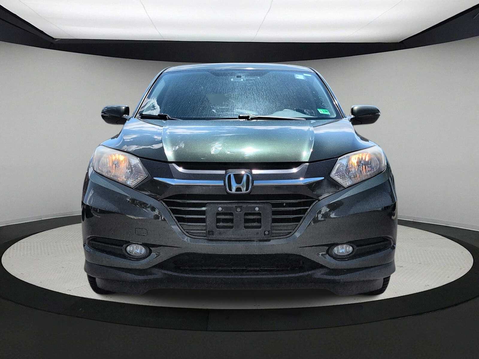 Thumbnail: 2016 Honda HR-V - 3
