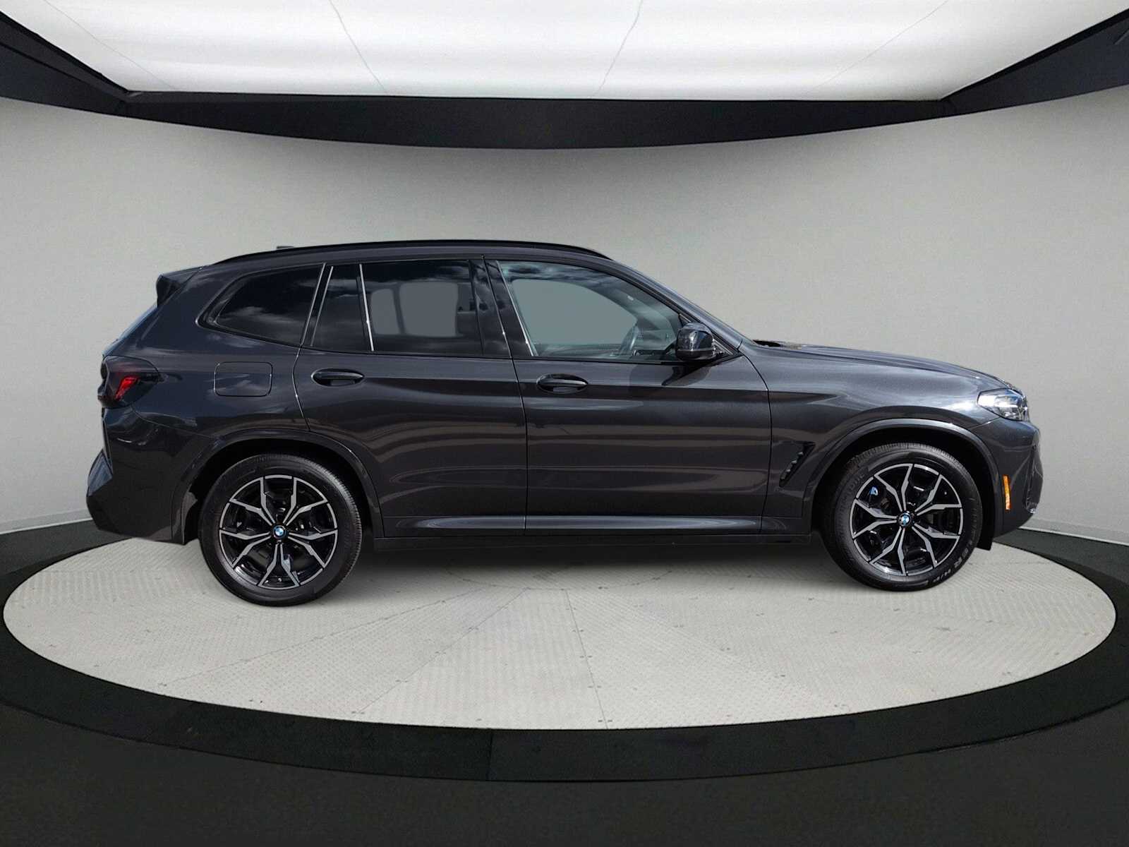Thumbnail: 2023 BMW X3 - 9
