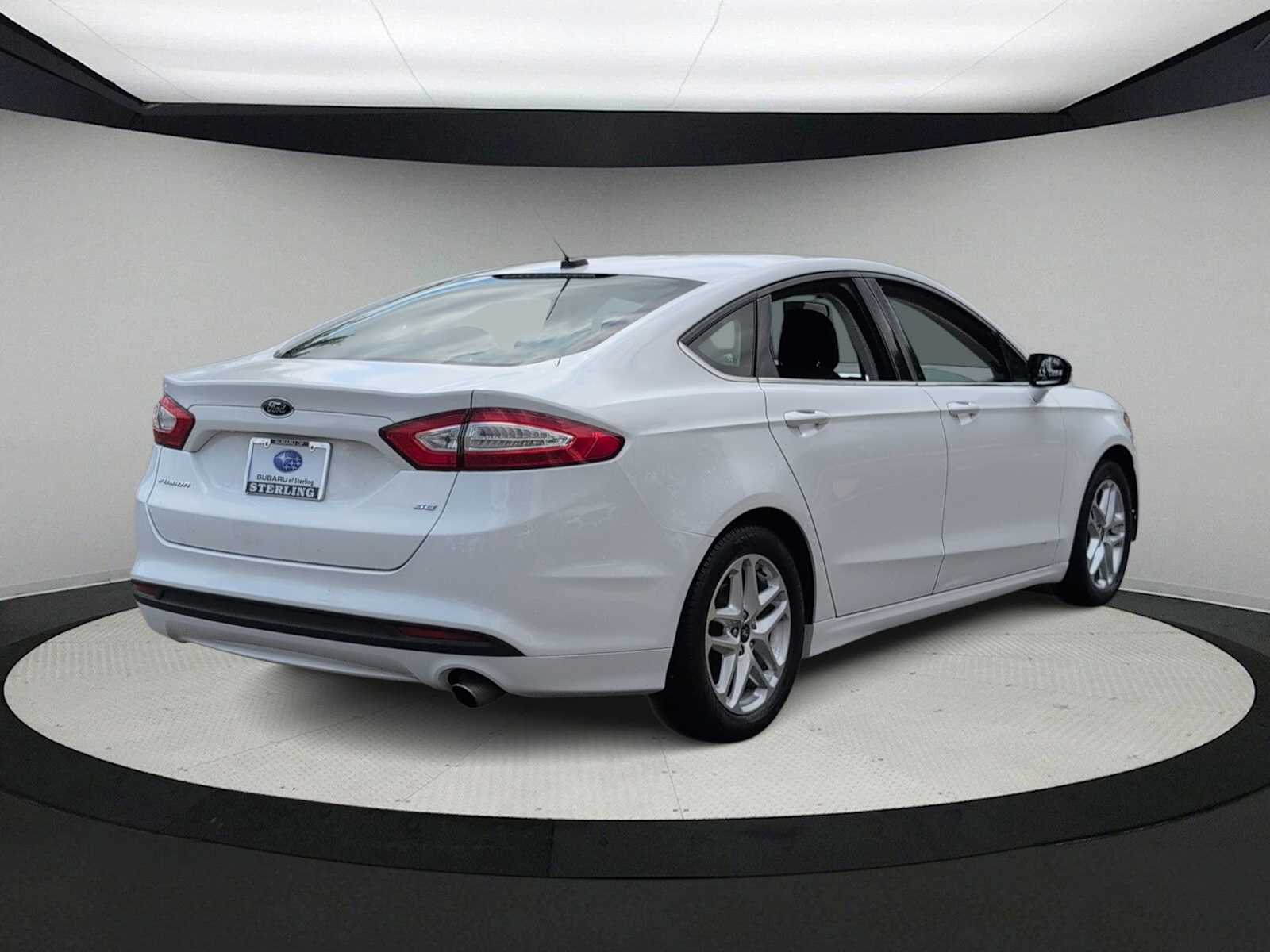 Thumbnail: 2013 Ford Fusion - 8