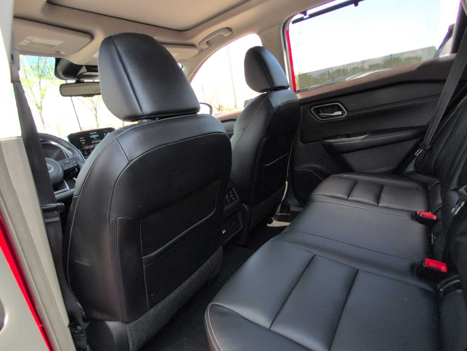 Thumbnail: 2021 Nissan Rogue - 18