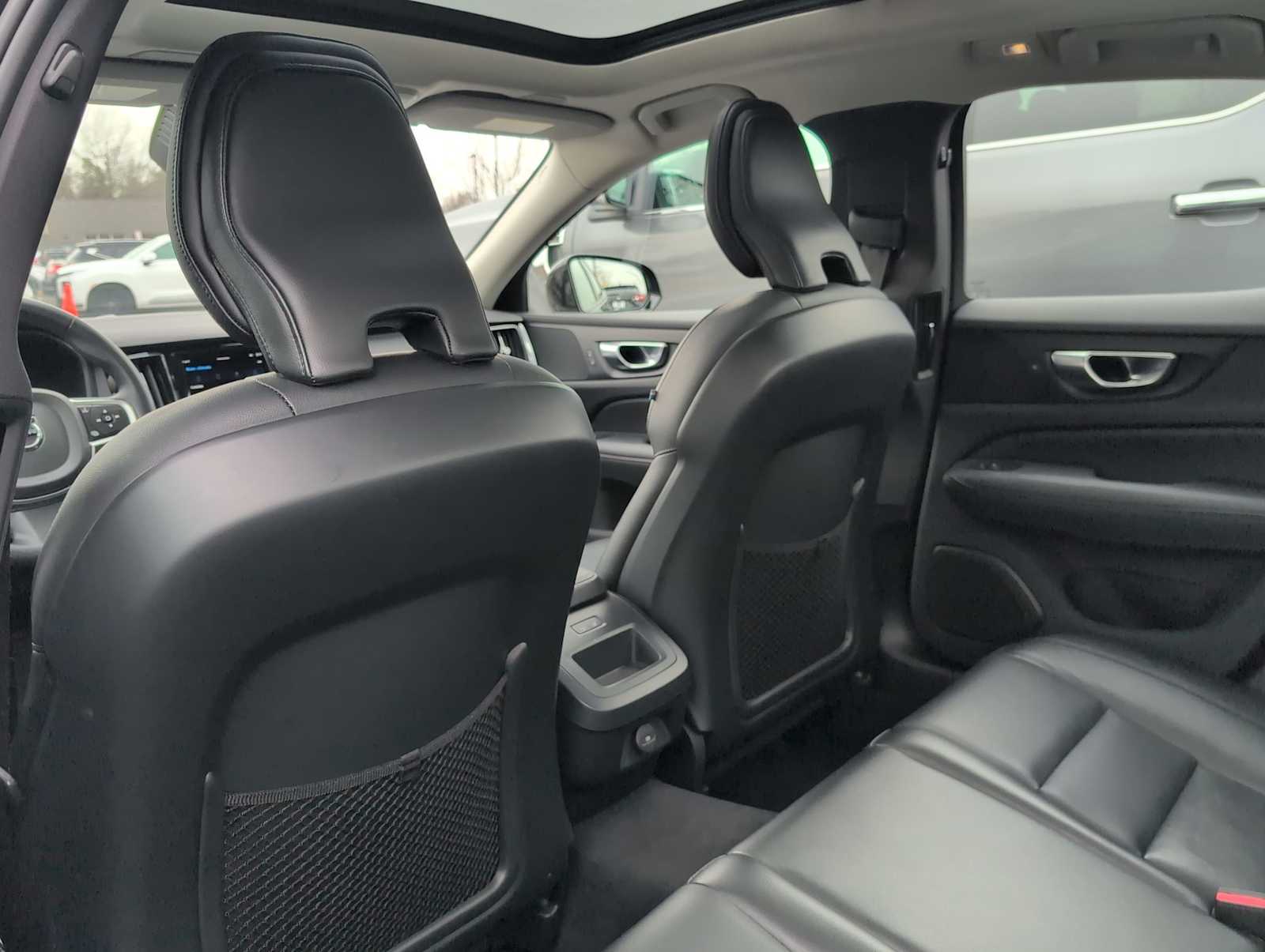 Thumbnail: 2024 Volvo S60 - 18