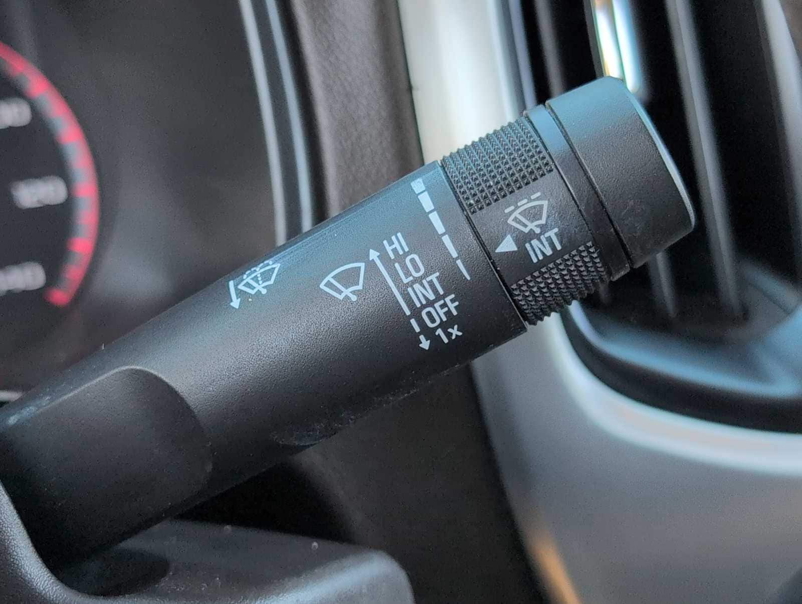 Thumbnail: 2016 GMC Canyon - 26