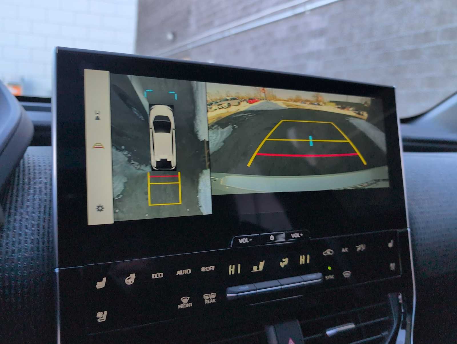 Thumbnail: 2023 Subaru Solterra - 31