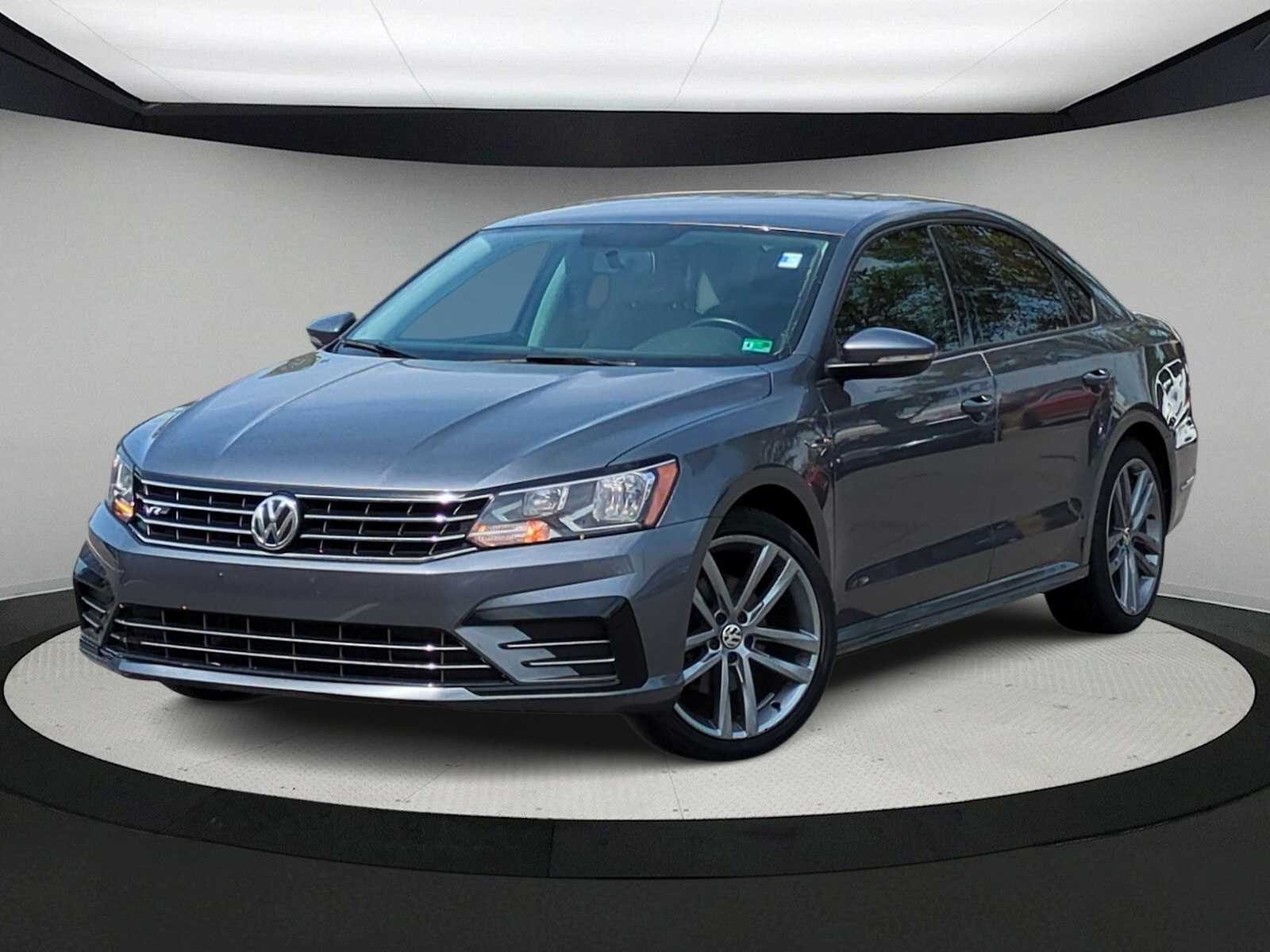 2018 Volkswagen Passat R-Line -
                  Sterling, VA