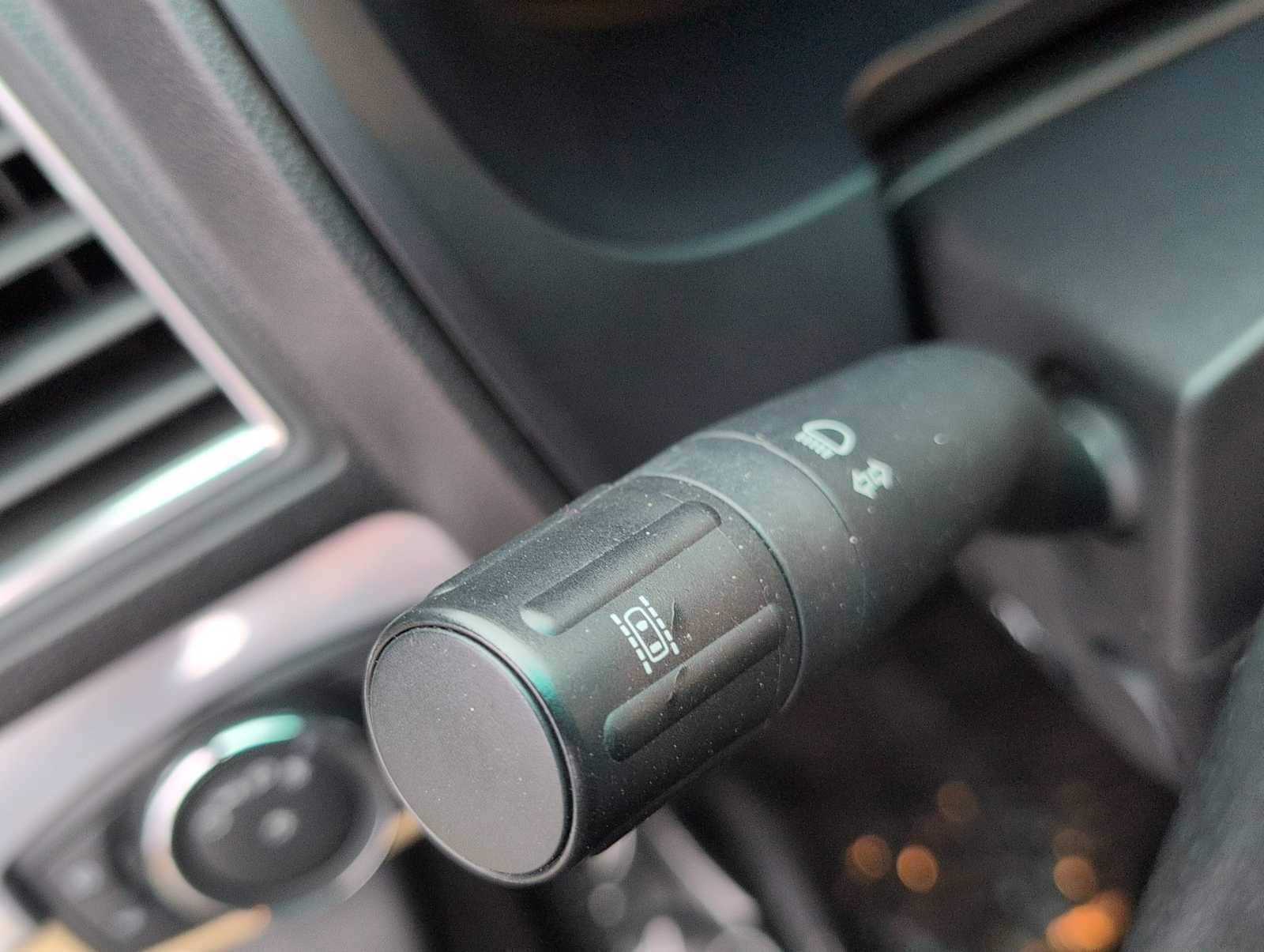 Thumbnail: 2016 Ford Explorer - 26