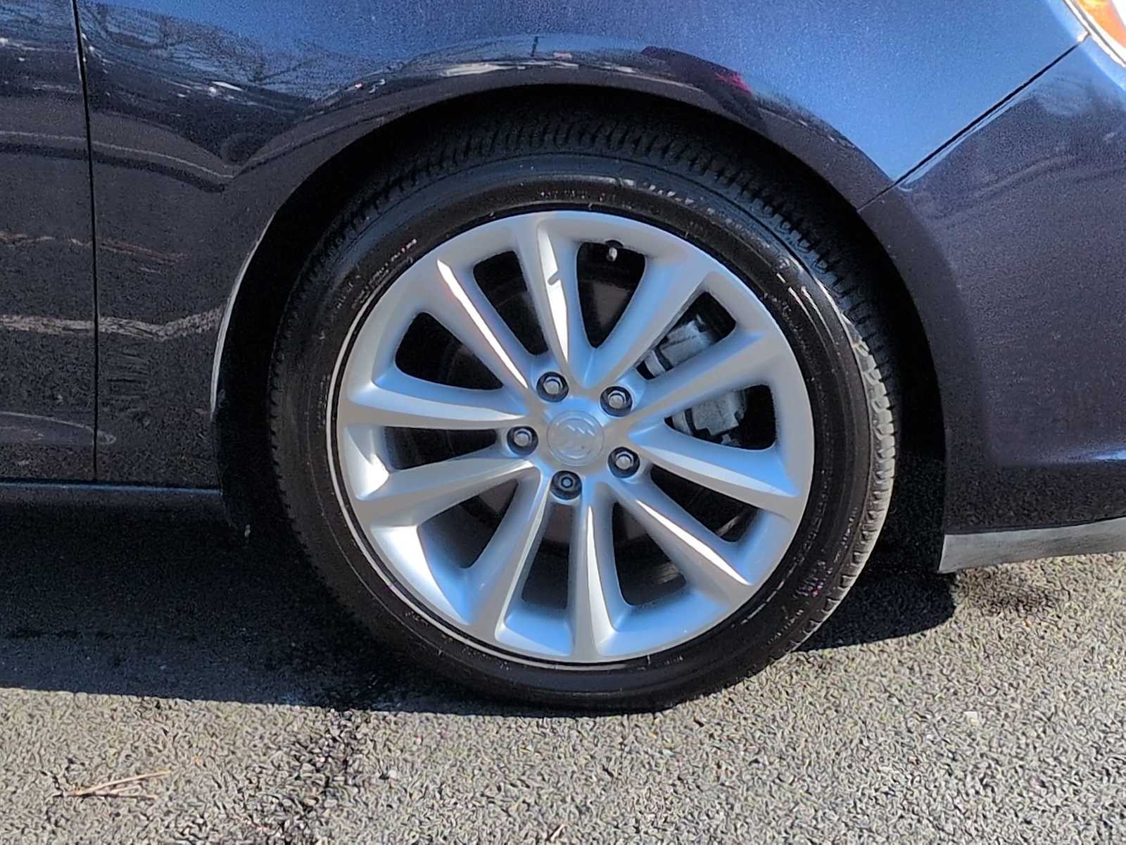 Thumbnail: 2016 Buick Verano - 14