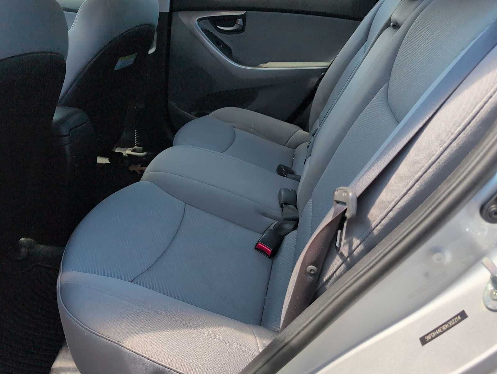 Thumbnail: 2013 Hyundai Elantra - 19