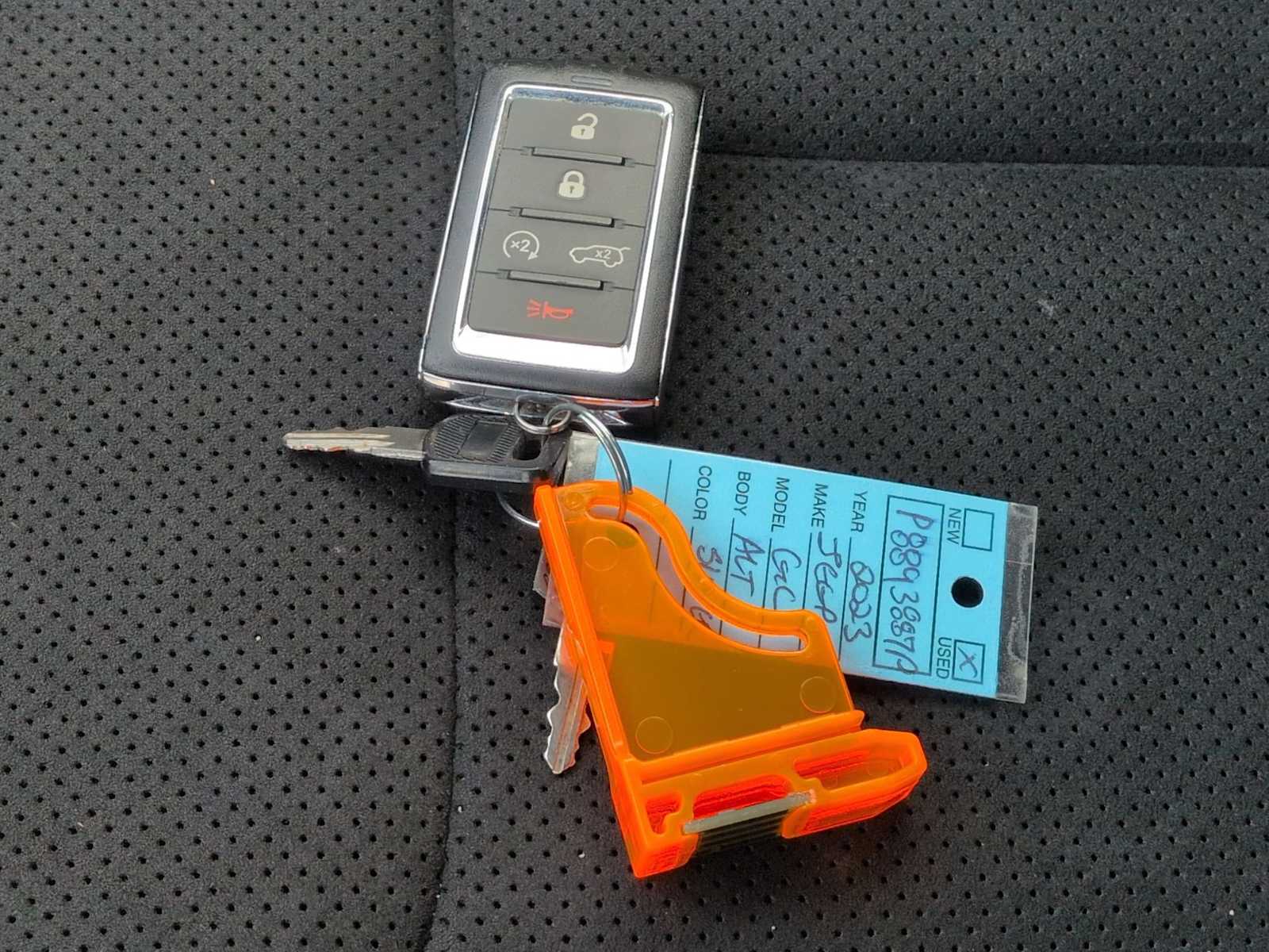 Thumbnail: 2023 Jeep Grand Cherokee L - 34