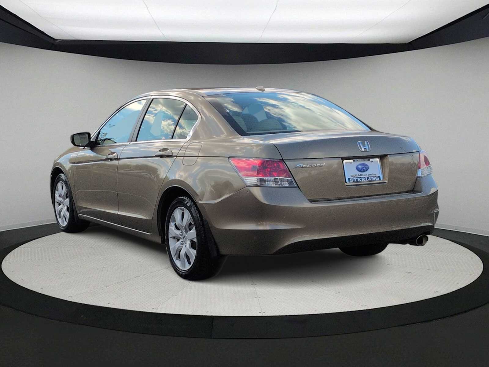Thumbnail: 2010 Honda Accord - 6