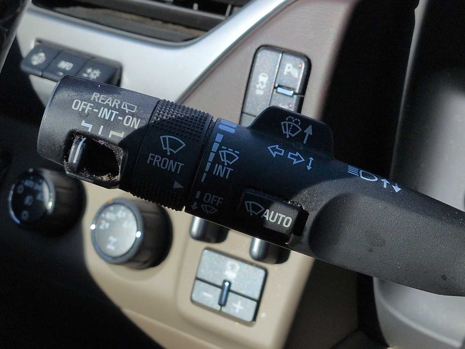 Thumbnail: 2016 Chevrolet Tahoe - 28