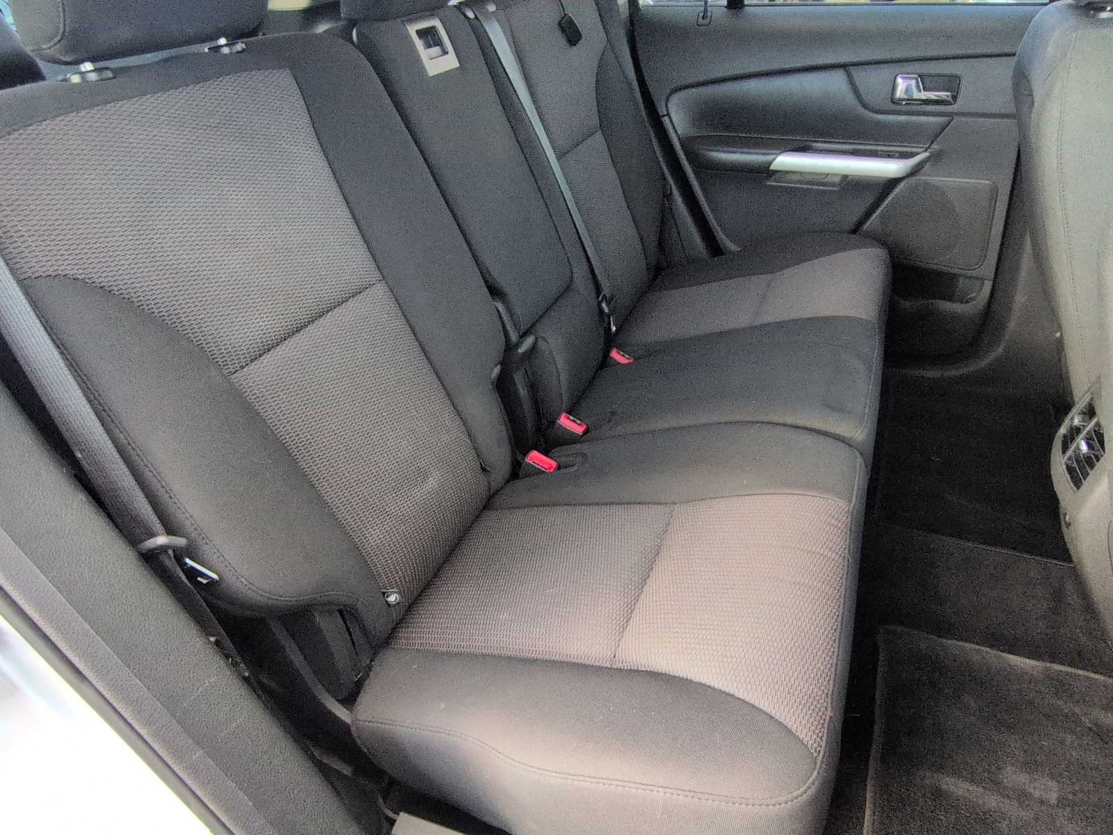 Thumbnail: 2013 Ford Edge - 20